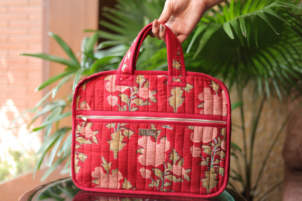Gulabi Rani Laptop Bag — hand block printed quilted bag | The Quilt ...